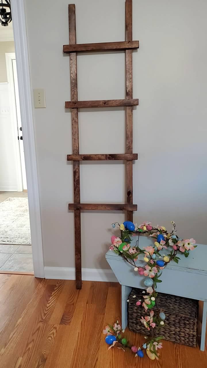 SPRING THEMED BLANKET LADDER TUTORIAL Decorate with Tip and More