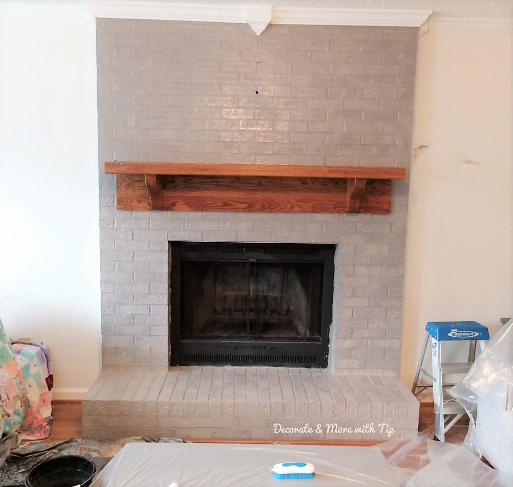 FIREPLACE TRANSFORMATION – Decorate & More with Tip