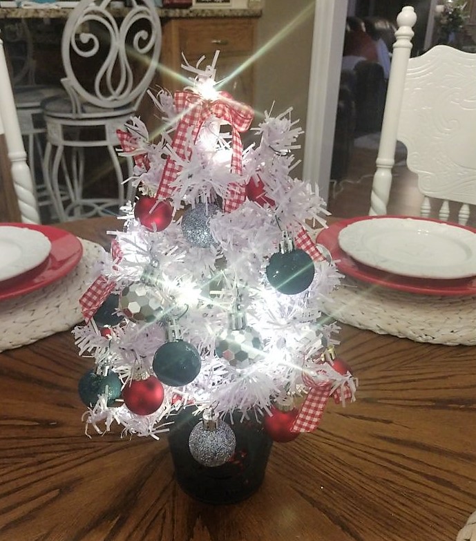 DOLLAR TREE TABLE TOP CHRISTMAS TREE - Decorate & More with Tip