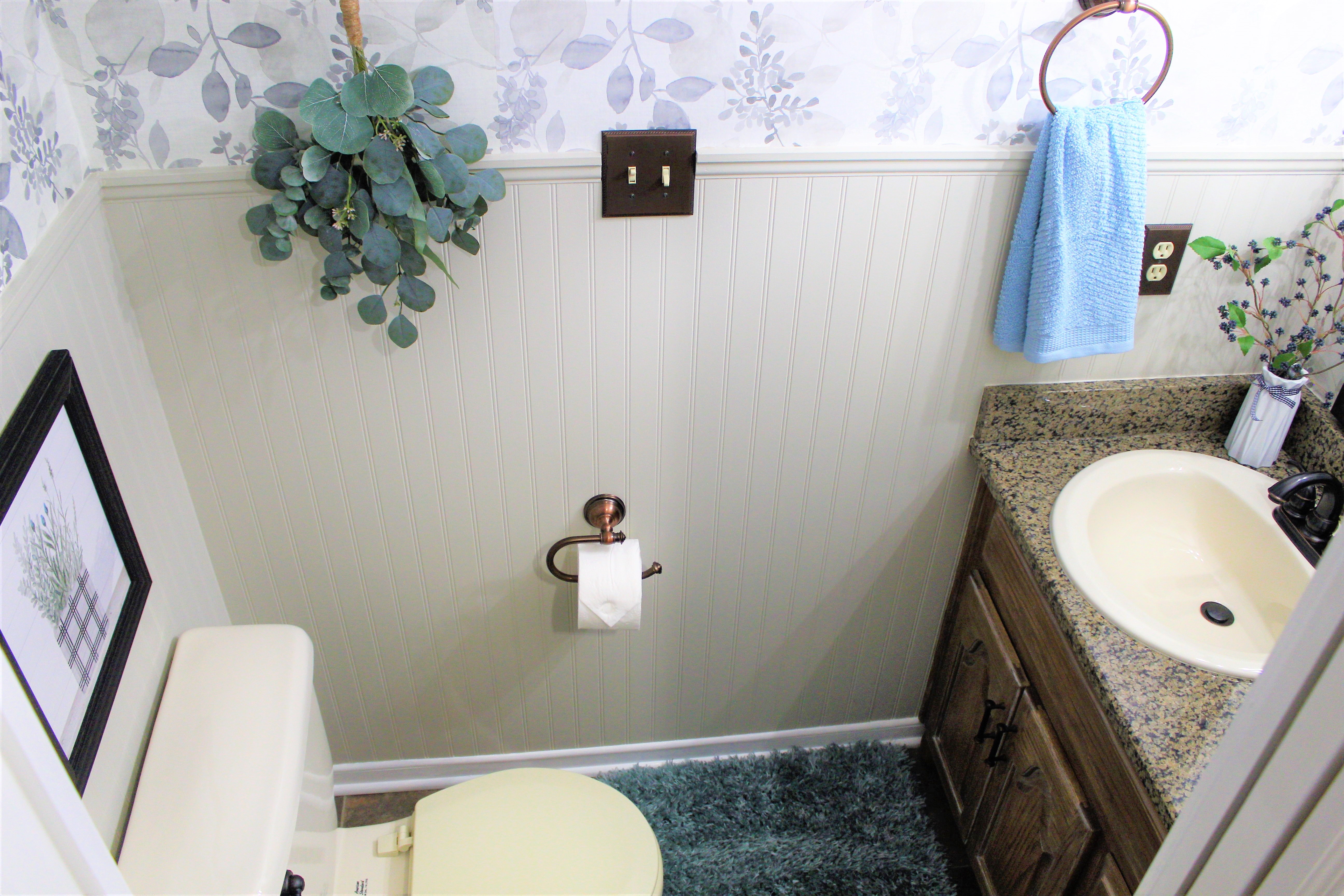 HALF BATHROOM REVEAL  ONE ROOM AT A TIME - Decorate with Tip and More