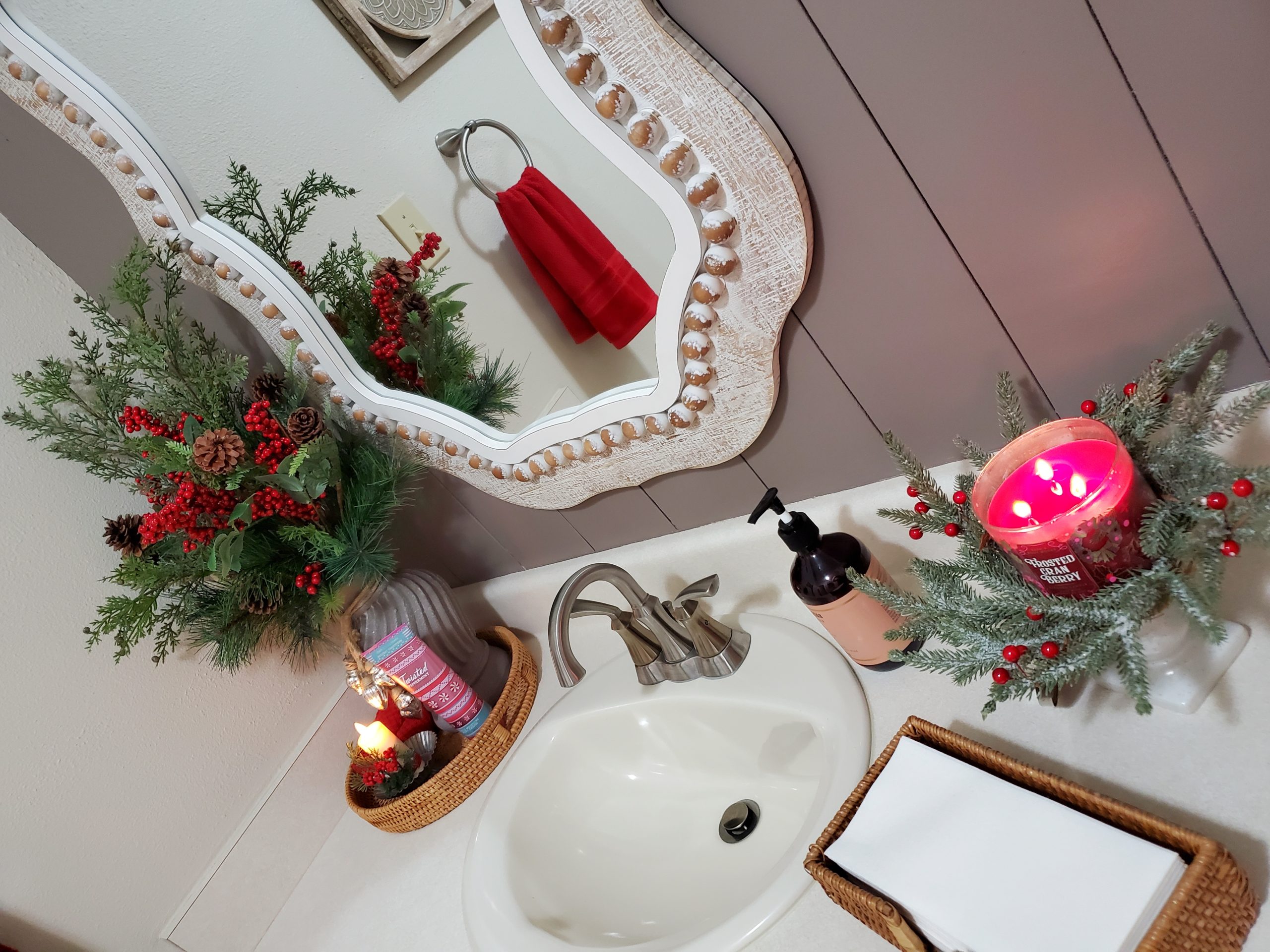 CHRISTMAS 2022 GUEST BATHROOM Decorate With Tip And More   20221107 115456 01 Scaled 